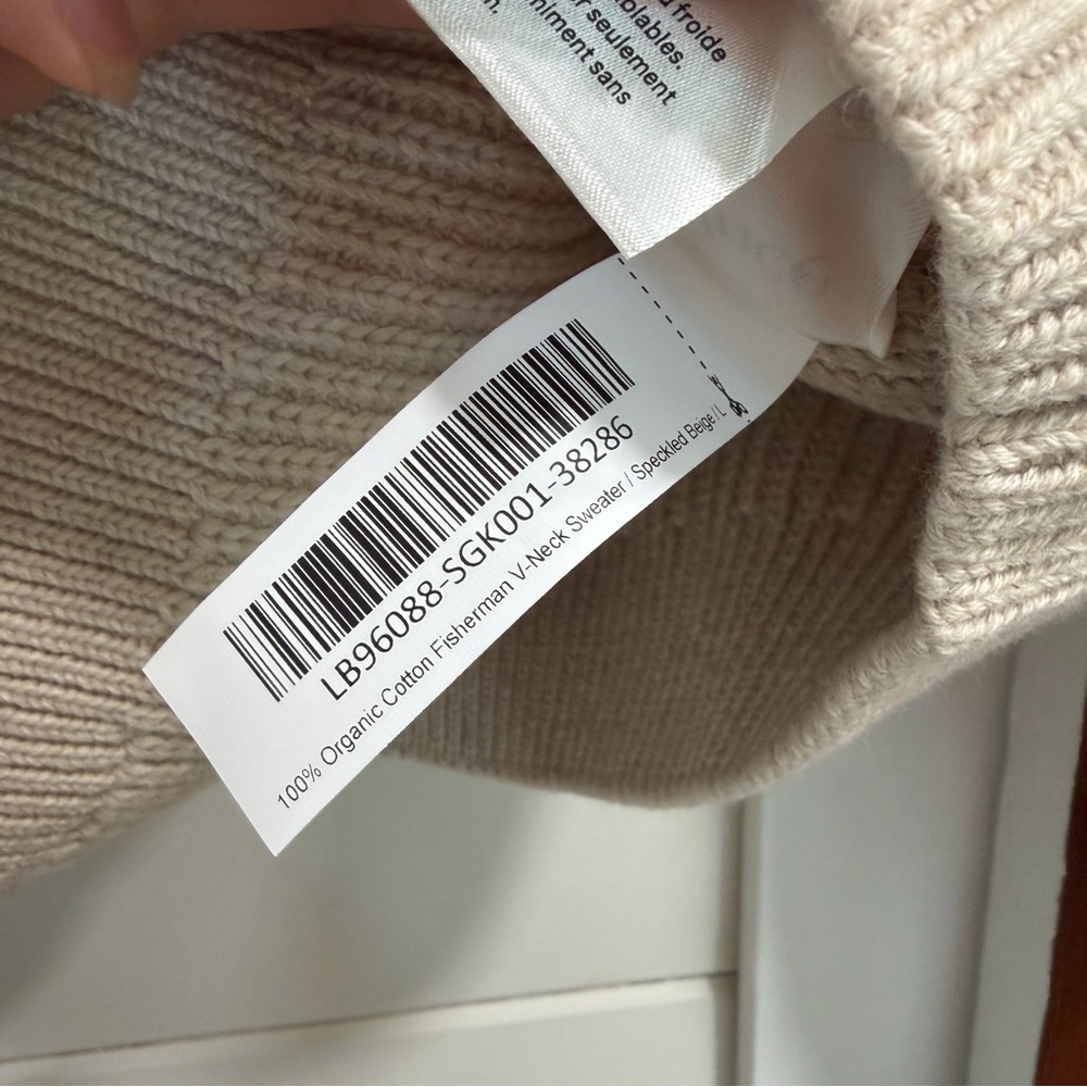 NWT Quince 100% Organic Coton Fisherman V-Neck Sweater in Speckled Beige - Picture 6 of 10